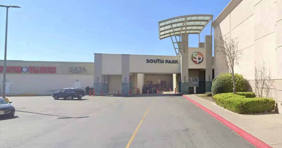 Dramatic Car Theft Confrontation at South Park Mall, San Antonio: 1 Dead, 2 Injured